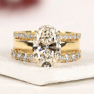 Oval Cut Lab Grown Diamond Bridal Ring Set with Pave Bands