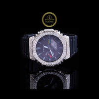 Fully Iced Luxury Wristwatch with Diamond Bezel – Modern Street Style and Timeless Elegance