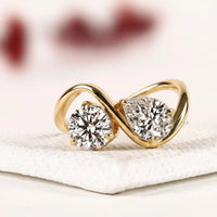 Round and Pear Cut Lab Diamond Wave Band Toi et Moi Ring