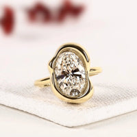 Oval Cut Freeform Bezel Moissanite Diamond Engagement Ring