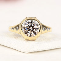 Round Brilliant Lab Diamond Halo Ring with Side Stones