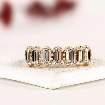 Seven Emerald Moissanite Diamond Band Ring For Women