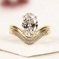 Curved Oval Cut Moissanite Diamond Bridal Ring Set