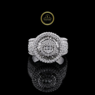 Premium Baguette & Round Cut Moissanite Diamond Ring By Ivevar