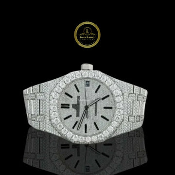 Full Iced Out Round Cut Diamond Watch with Pavé Dial and Integrated Bracelet
