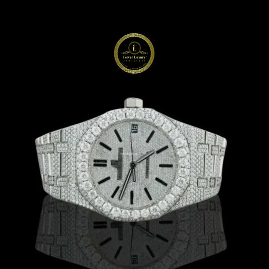 Full Iced Out Round Cut Diamond Watch with Pavé Dial and Integrated Bracelet