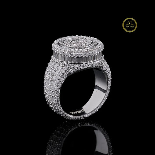 Premium Baguette & Round Cut Moissanite Diamond Ring By Ivevar