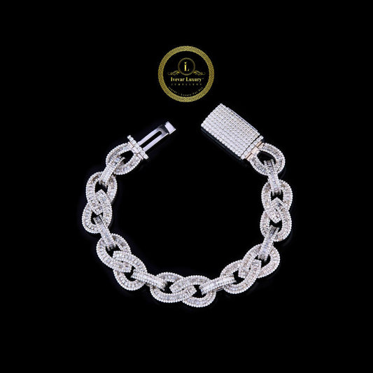 Luxury Lab Grown Diamond Cuban Link Bracelet with Iced Box Clasp By Ivevar