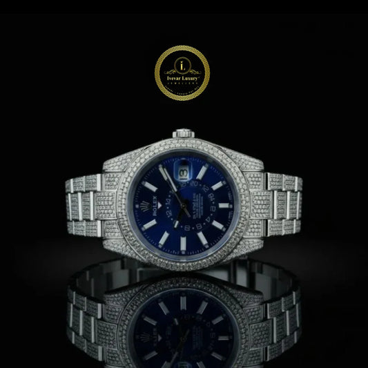 Diamond-Encrusted White Gold Timepiece Featuring Sapphire Blue Dial & Precision Craftsmanship
