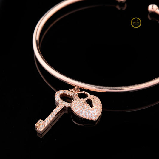 Round Moissanite Diamond Heart Lock Key Charms Open Torque Bangle Bracelet