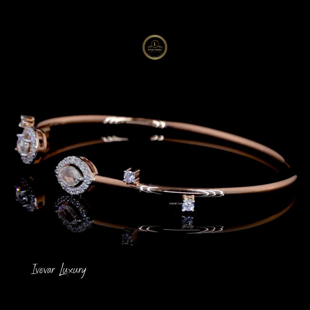 Elegant 14K Gold Bracelet Featuring Natural Twin Diamonds & Halo Setting - view 2