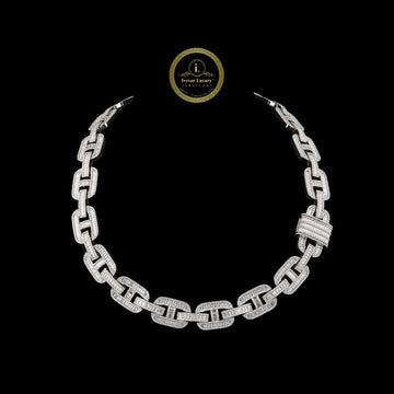 Baguette Moissanite Encrusted Mariner Link Chain Necklace with Pave Accents