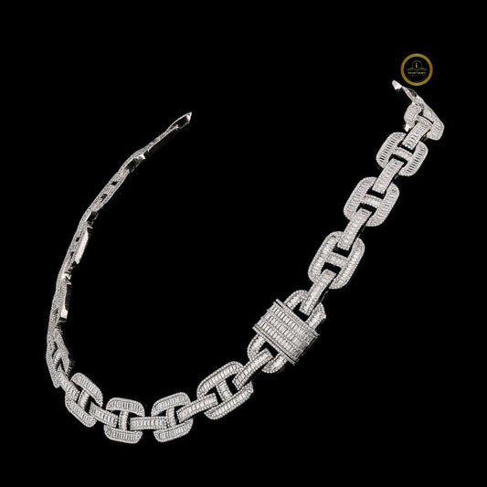 Baguette Lab Diamond Encrusted Mariner Link Chain Necklace with Pave Accents