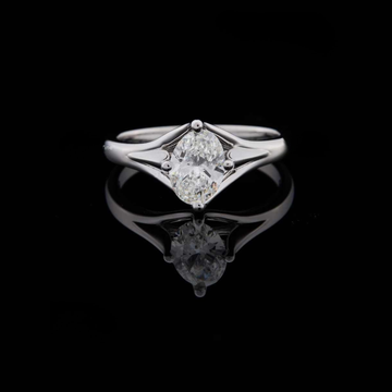 1.00 TCW Hot Selling Oval Cut Lab Grown Diamond Solitaire Ethical Engagement Ring for Her
