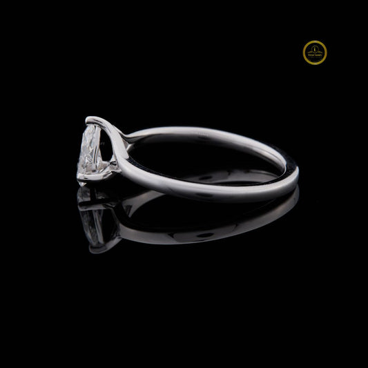 Pear Cut Lab Diamond Solitaire Ring With Unique Band