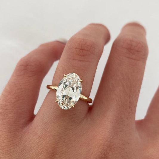 Four Prong Oval Cut Moissanite Diamond Solitaire Engagement Ring