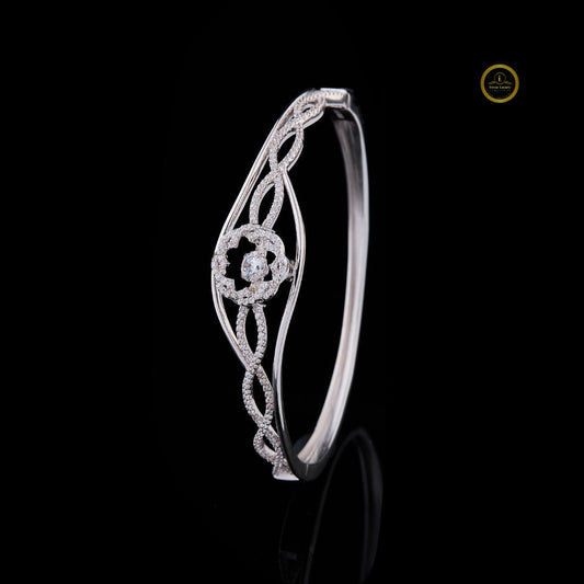 Intertwined Infinity Round Lab Diamond Floral Motif Bracelet