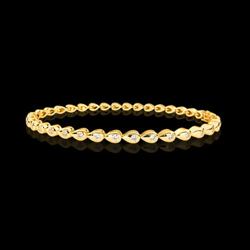 1.02 TCW Luxurious Bracelet Adorned with Sparkling Lab Grown Round Diamonds Set in Sculpted Links