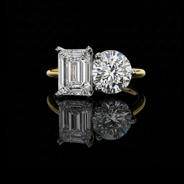2.40 CT Contemporary Round & Emerald Moissanite Diamond Sleek Gold Wedding Ring
