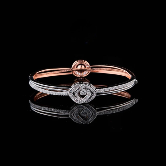 0.58 CT Modern Luxury Design Two-Tone Lab Diamond Geometric Bracelet For Girlfriend