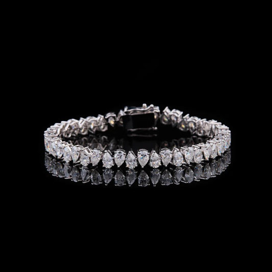7.5 TCW Exquisite Pear Shaped Lab Diamond Cascade Tennis Bracelet in Lustrous Gold